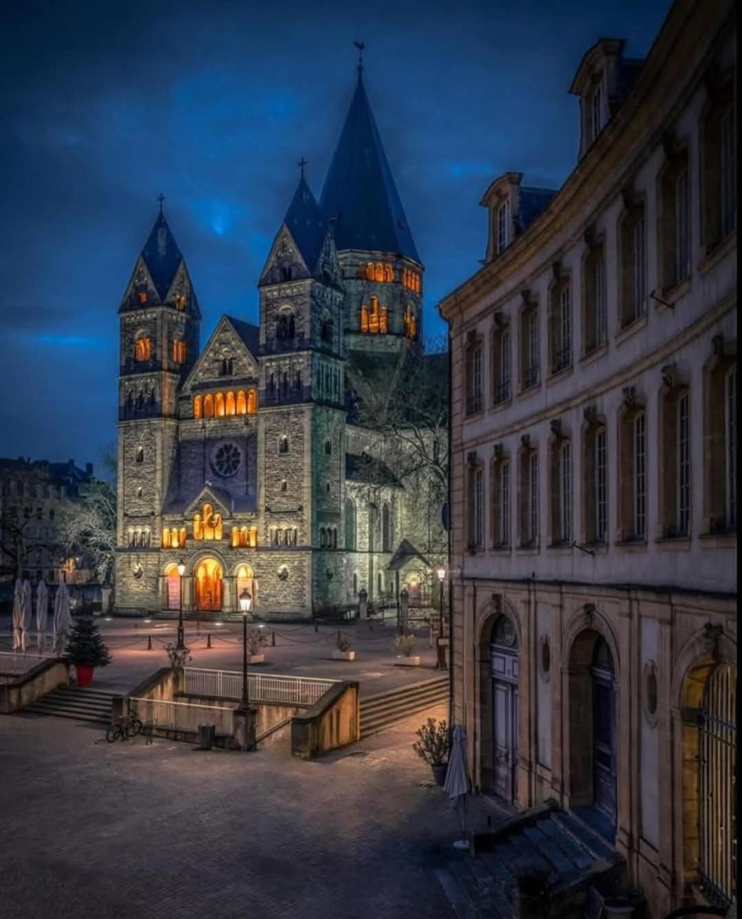 F2 65M2 Parking Prive Avec Une Belle Vue Metz Zewnętrze zdjęcie